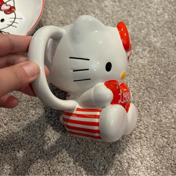 Hello Kitty Valentines Set - SAME DAY SHIP - Picture 3 of 5